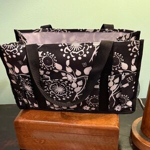NEW Black and White floral tote / caddy by thirty-one